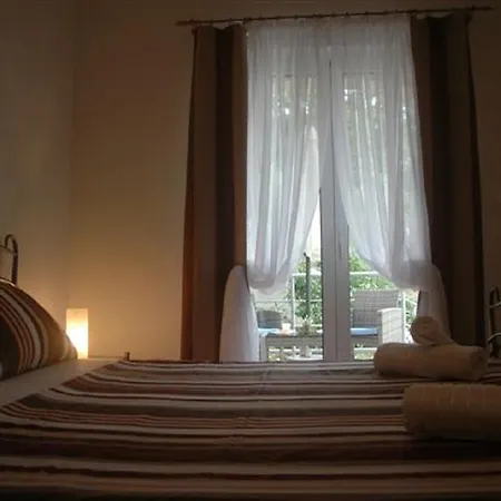 Anasu Apartment