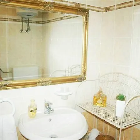 安娜苏公寓 * 扎达尔